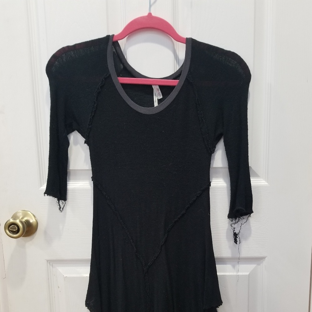 Free People black top/tunic